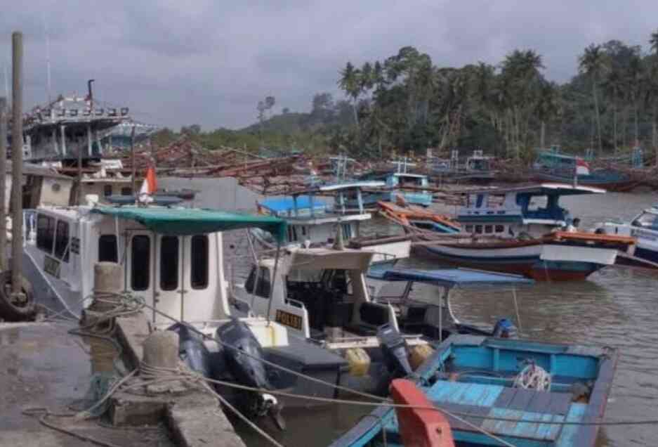 enam-nelayan-pasbar-hilang-kontak,-tim-sar-lakukan-pencarian