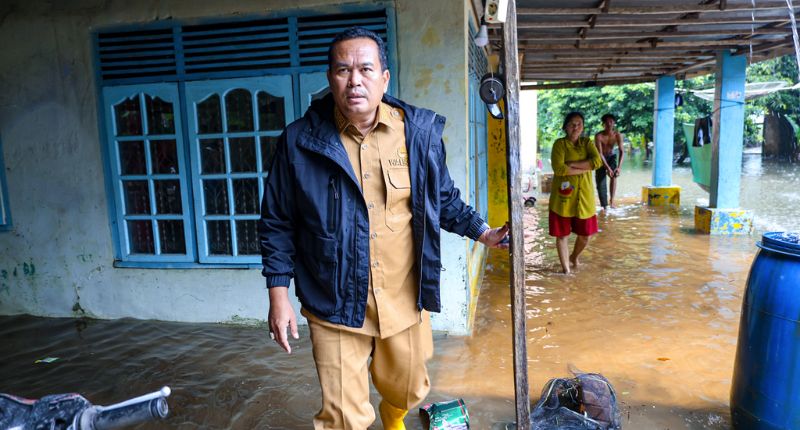 Hujan Deras Picu Banjir, Wako Pariaman Tinjau Lokasi