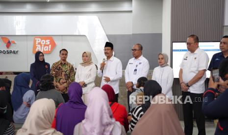 salurkan-blt,-mensos:-lebih-dari-30-juta-penerima-manfaat