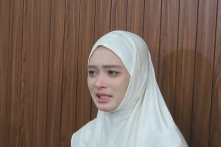 Inara Rusli Klarifikasi Isu Gelang Couple dan Video yang Viral