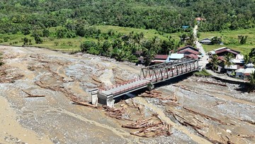 Banjir Tamiang: Warga Keluhkan Respons Lambat, Bupati Tak Terlihat