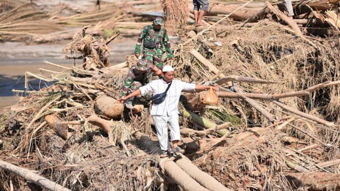 BNPB Percepat Pemulihan Akses Darat Sumatera Utara-Aceh Tamiang