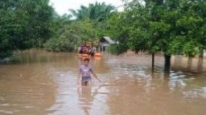 Bantuan Tiba, Warga Sumatera Sambut dengan Syukur
