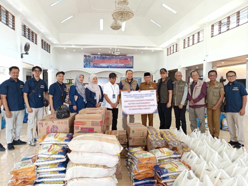 Bulog Salurkan Bantuan Logistik, Respons Cepat Bencana Padang
