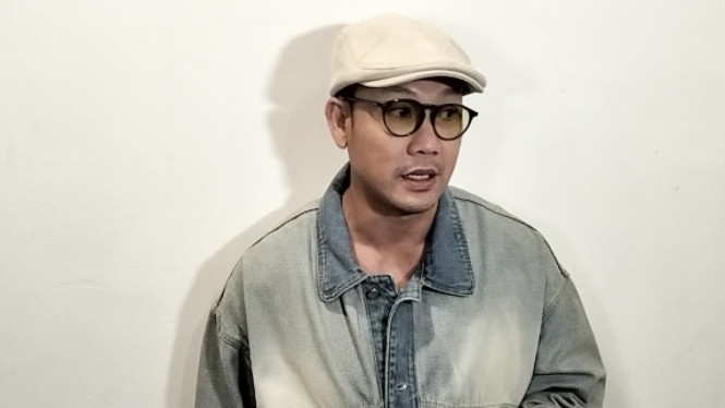 Denny Sumargo Ulurkan Tangan Bayar Starlink Korban Banjir