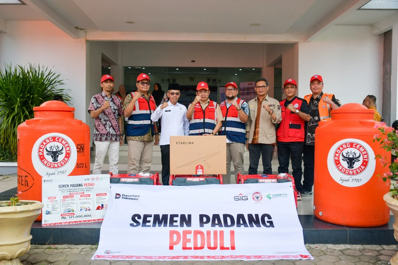 Semen Padang Salurkan Rp210 Juta, Bantu Korban Bencana Sumbar