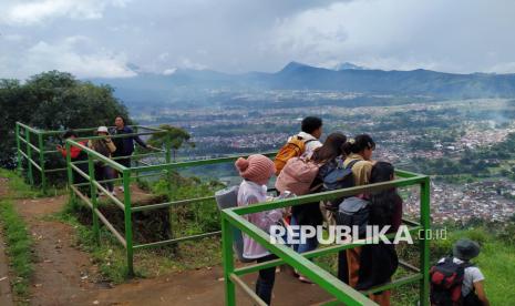 kemendikdasmen-sarankan-orang-tua-ajak-anak-rekreasi-saat-liburan-akhir-tahun