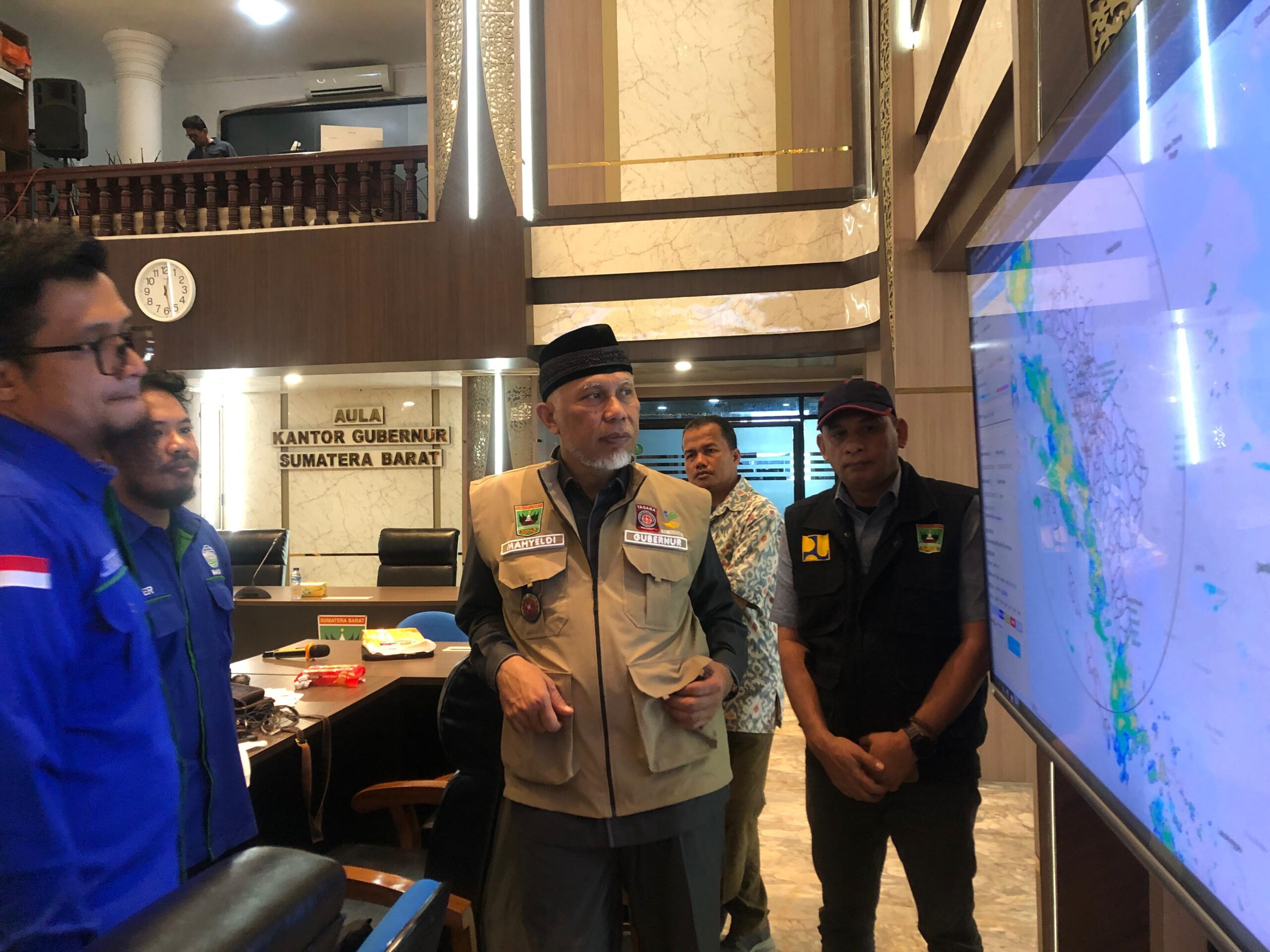 Sumbar Siaga: Gubernur Imbau Warga Tingkatkan Kewaspadaan Diri