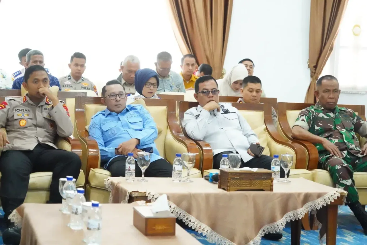 bupati-tanah-datar-prioritaskan-penanganan,-komitmen-tak-tinggalkan-daerah