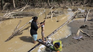Banjir Aceh: Ratusan Ribu Warga Terisolir, Bantuan Terhambat