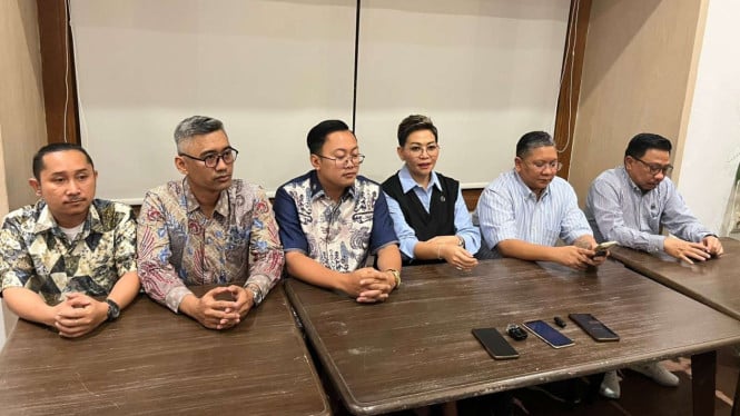 ridwan-kamil-dan-atalia-tegaskan-tak-ada-nama-artis-dalam-kasus-perceraiannya