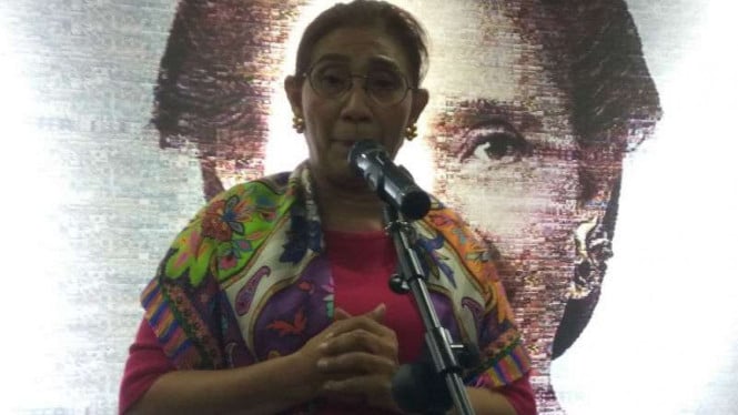 susi-pudjiastuti-sentil-janji-starlink-gibran-ke-warga-aceh:-tidak-perlu-tanya-tanya,-tinggal-datang-dan-pasang
