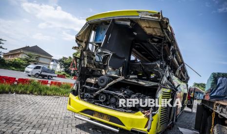 kecelakaan-bus-cahaya,-kemenhub-sebut-bus-tak-laik-jalan-dan-dilarang-beroperasi