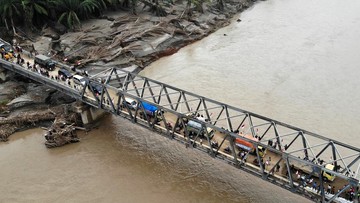 **Banjir Surut, Kendaraan Kembali Lintasi Takengon-Bireuen**