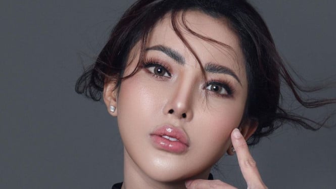 ridwan-kamil-diisukan-dengan-wanita-inisial-s-hingga-a,-ayu-aulia:-bapak-rk-mau-huruf-abjad-atau-gimana?