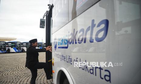 transjakarta-perpanjangan-jam-operasional-sejumlah-layanan-di-titik-keramaian-malam-tahun-baru