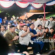 prabowo-diapit-sjafrie-dan-ahy-sambut-tahun-baru-di-posko-pengungsi