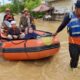 sar-padang-kerahkan-personel-evakuasi-warga-terjebak-banjir