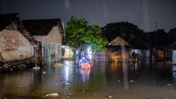 Banjir Kiriman Jakarta Landa Serang, Ribuan Rumah Terendam!