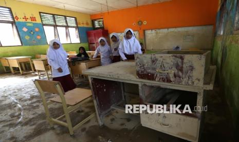 Aceh Utara Berjuang Pulihkan Pendidikan: 73 Ribu Perlengkapan Mendesak