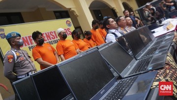 polisi-gandeng-interpol-buru-wn-china-otak-love-scamming-omzet-rp30-m