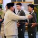 presiden-prabowo-beri-kenaikan-pangkat-luar-biasa-atlet-tni-peraih-emas-sea-games