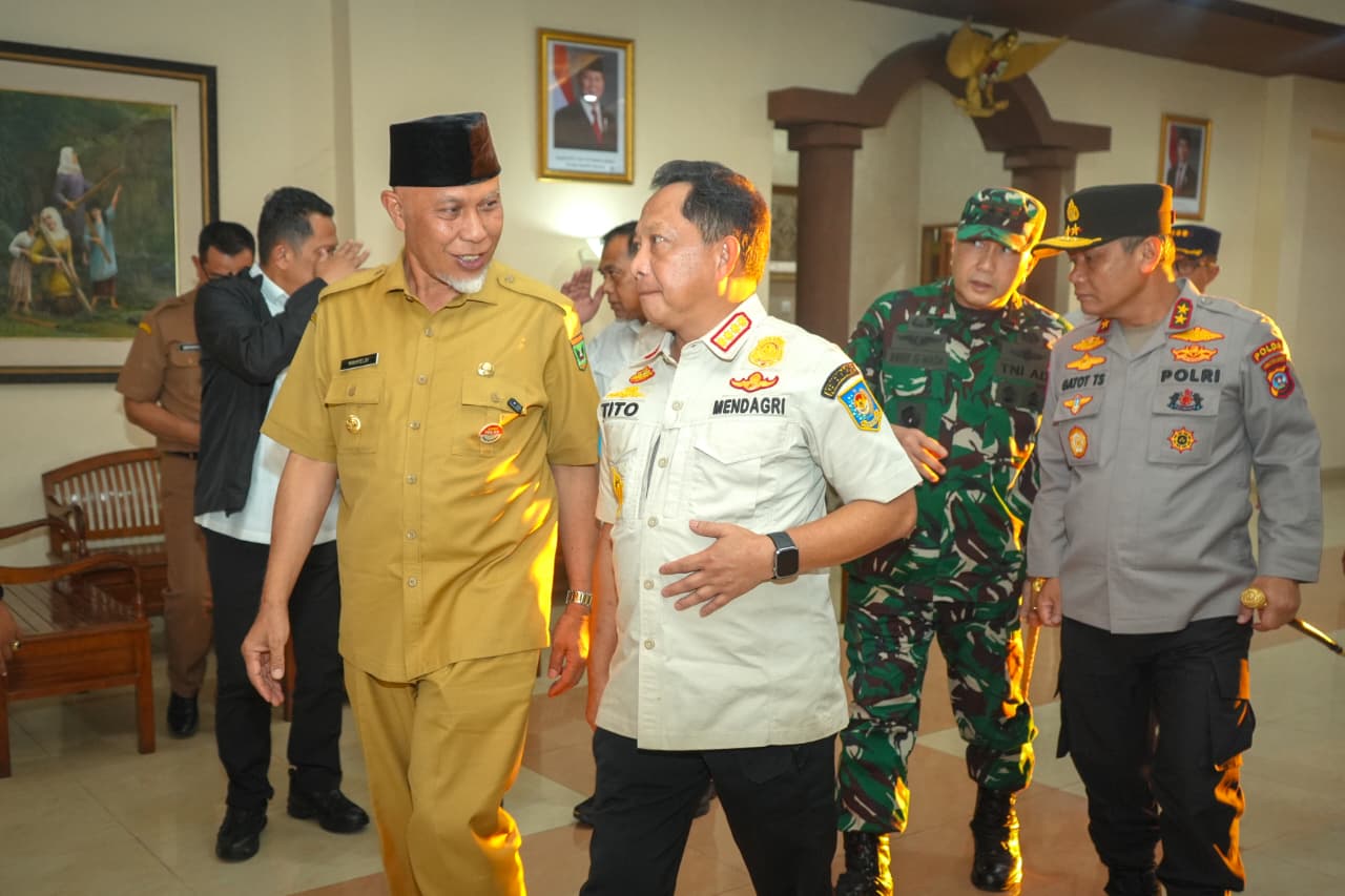 mendagri-tito-pimpin-rakor-percepatan-rehabilitasi-sumbar-pascabencana