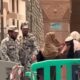 viral-video-askar-menampar-jamaah-umroh,-ustadz-zakaria-ingatkan-pentingnya-taat-aturan