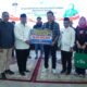 al-azhar-bsd-ulurkan-bantuan,-korban-banjir-padang-panjang-tersenyum