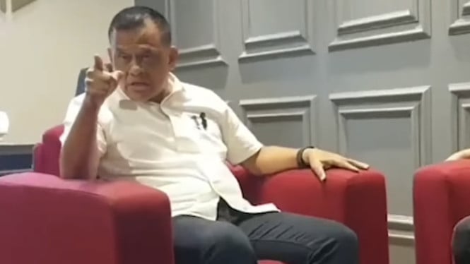eks-panglima-tni-gatot-nurmantyo-semprot-kapolri:-menantang-presiden-dan-rusak-institusi-polri!