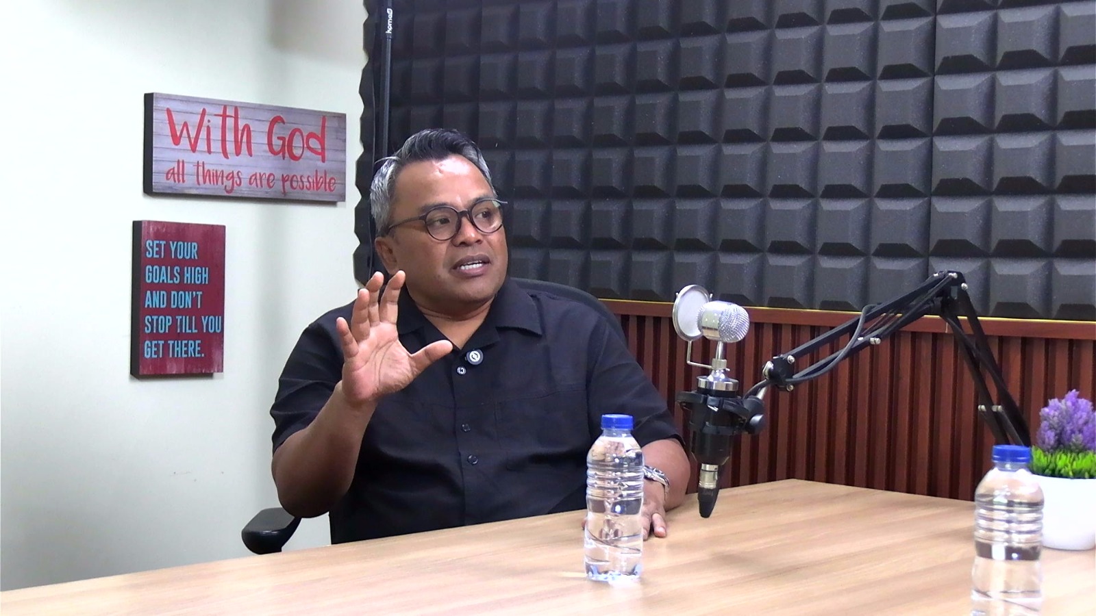 islah-bahrawi-ingatkan-urusan-terorisme-harus-tetap-di-tangan-polri
