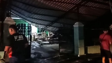 dampak-gempa-m6,4,-belasan-rumah-di-pacitan-hingga-blitar-rusak
