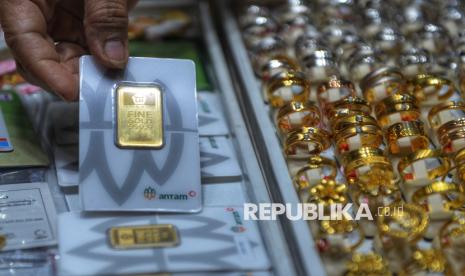 analis-ungkap-skenario-naik-turun-harga-emas,-ini-sentimen-yang-perlu-dipantau