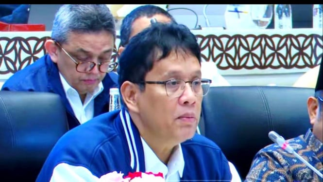 di-depan-dpr,-menkeu-purbaya-sebut-41%-penerima-pbi-jkn-tak-tepat-sasaran