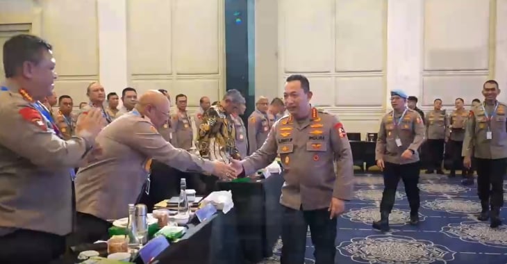 rapim-di-tmii-:-polri-presisi-siap-kawal-agenda-pemerintah-dan-bantu-rakyat