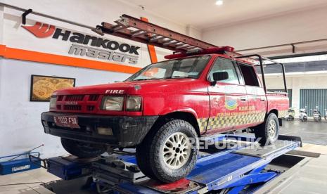 hankook-tire-donasikan-144-unit-ban-untuk-armada-layanan-publik-kabupaten-bekasi