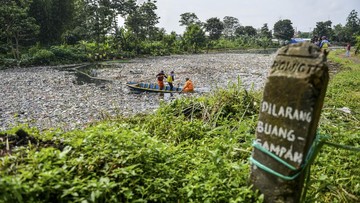 fatwa-mui-haram-buang-sampah-di-sungai-didukung-kementerian-lh