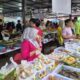 berburu-takjil,-warga-padati-bazar-ramadan-benhil