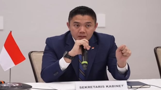 seskab-teddy-angkat-bicara-soal-isu-produk-as-bisa-masuk-ri-tanpa-sertifikasi-halal