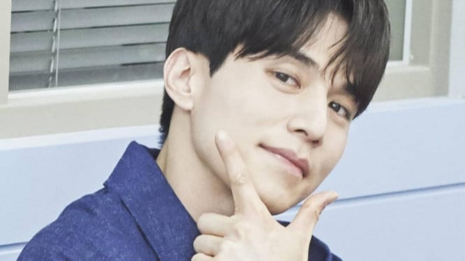 44-tahun-masih-single,-lee-dong-wook-curhat-gak-pernah-dideketin-cewek:-apa-aku-punya-kepribadian-buruk?