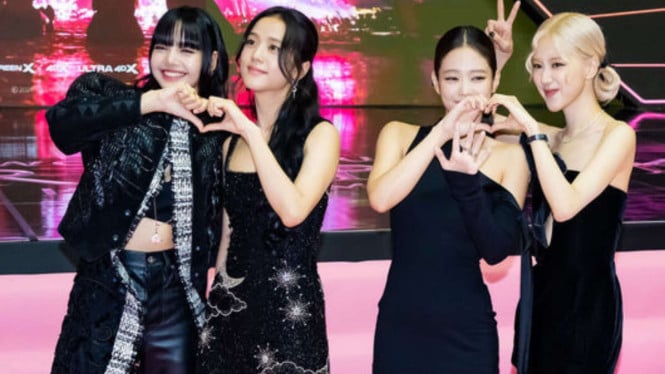 semua-member-blackpink-kontribusi-tulis-lirik-lagu-“go”-bareng-chris-martin