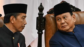 Prabowo Jamu Jokowi di Istana, Rayakan Lebaran dengan Kehangatan Keluarga