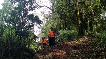 Tim SAR Gabungan Sisir Gunung Galang, Cari Dua Pendaki Hilang