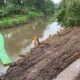 pemprov-dki-tutup-permanen-titik-pembuangan-sampah-sementara-di-bantaran-kali-tpu-tanah-kusir