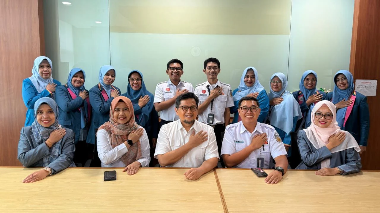 semen-padang-gandeng-kai,-tingkatkan-layanan-kesehatan-pekerja-transportasi