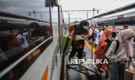 arus-balik-lebaran-di-surabaya-masih-tinggi