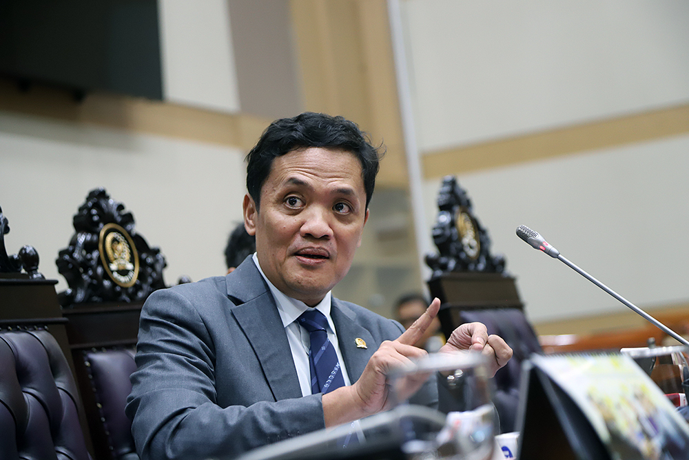 Komisi III DPR Memanggil Penyidik dan Jaksa Kasus ABK Sea Dragon