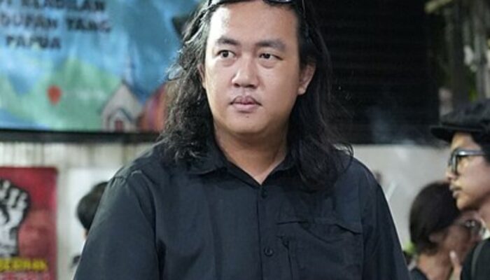 andrie-yunus-bicara-usai-disiram-air-keras:-“saya-akan-tetap-kuat”