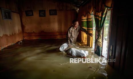 banjir-demak-rendam-671-hektare-sawah-dan-ribuan-rumah