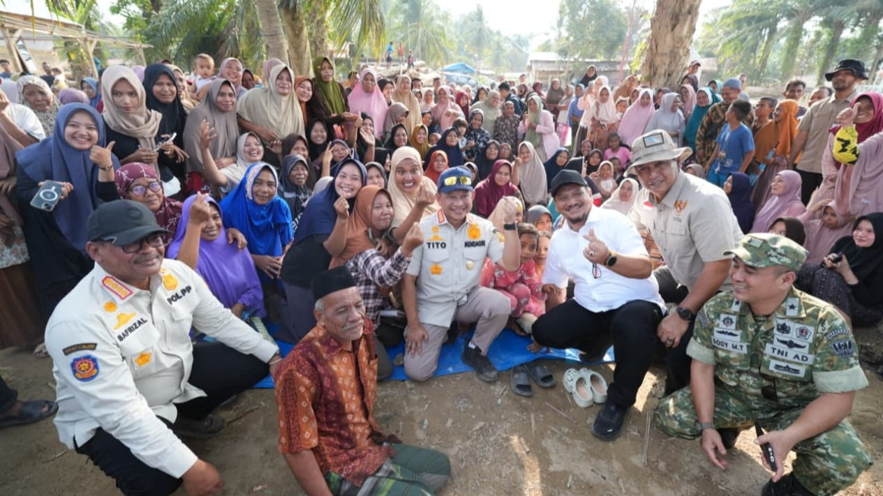 asa-penyintas-di-desa-sekumur-kembali-menyala,-gembira-dihampiri-kasatgas-prr